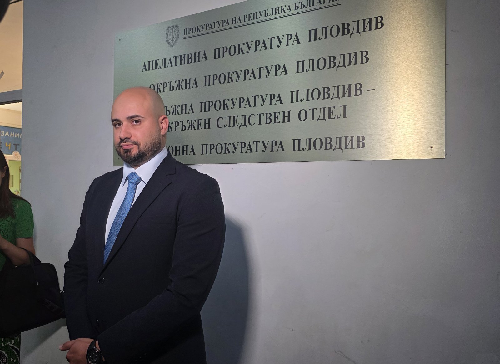 За връзката между смъртта на институциите и радикализацията на тийнейджъри, водеща до смърт